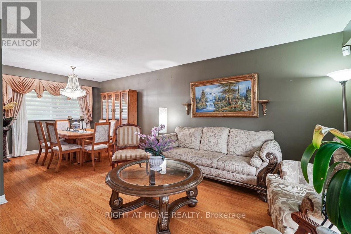 1 Sealstone Terrace, Toronto, Ontario  M1E 4J6 - Photo 9 - E12464247