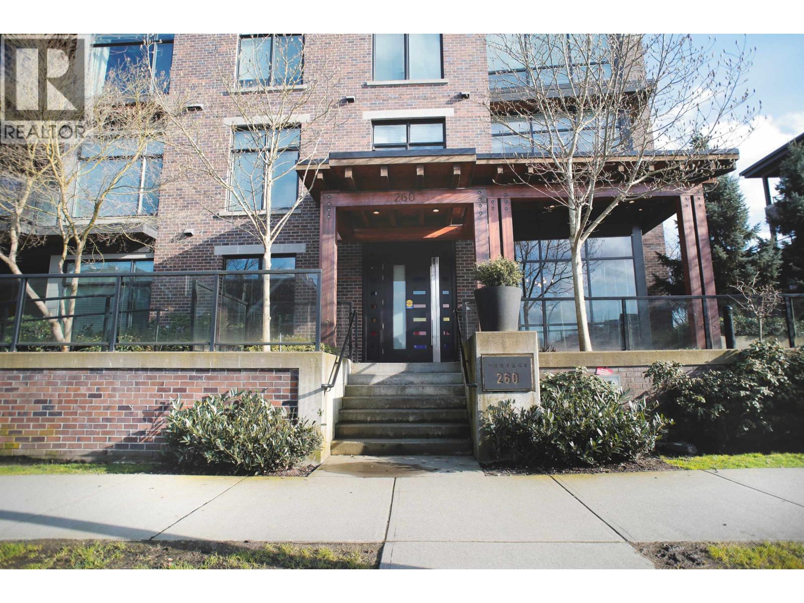 104 260 Salter Street, New Westminster, British Columbia  V3M 0J4 - Photo 1 - R3058725