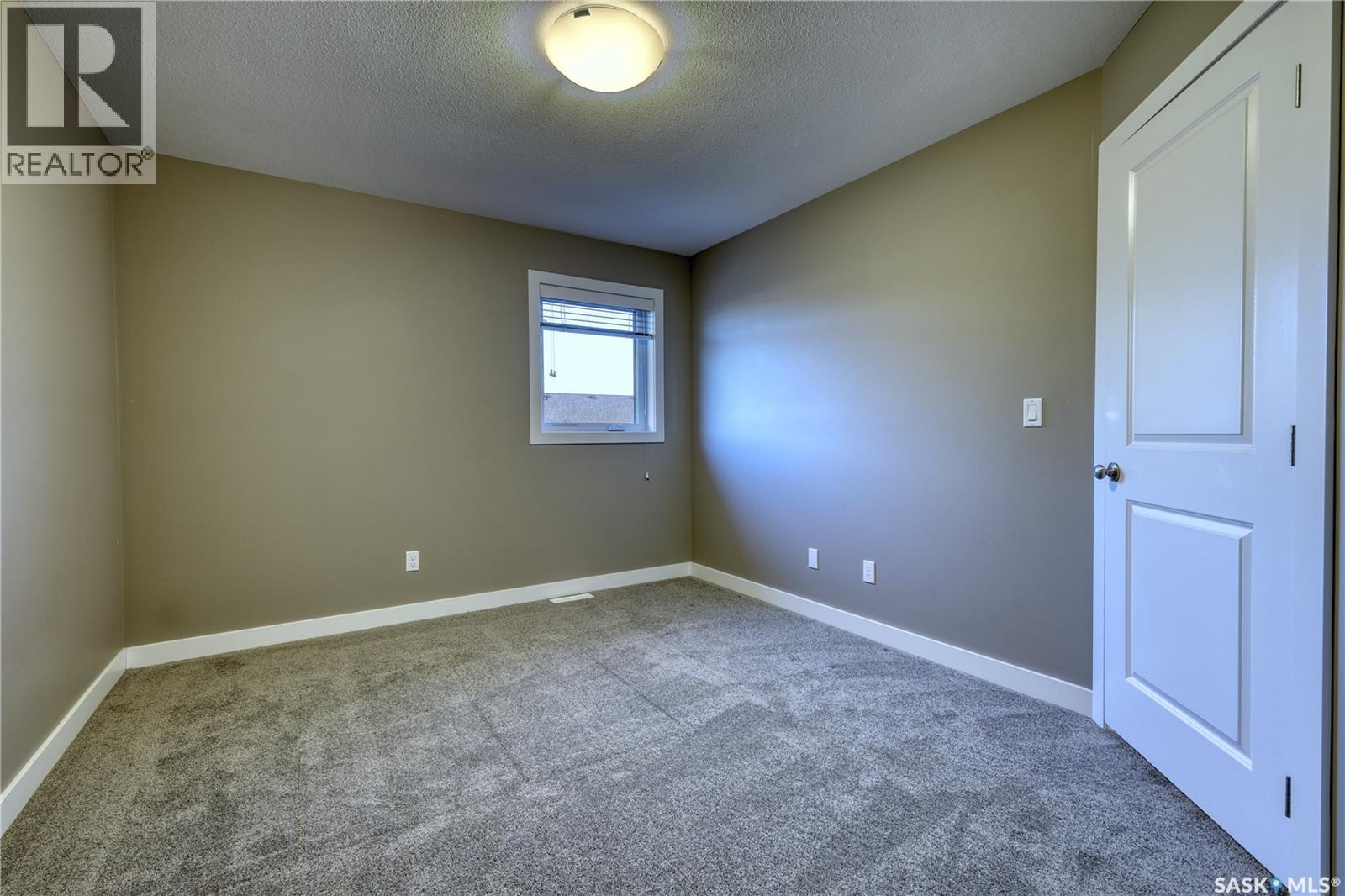 946 Pringle Cove, Saskatoon, Saskatchewan  S7T 0V6 - Photo 29 - SK020921