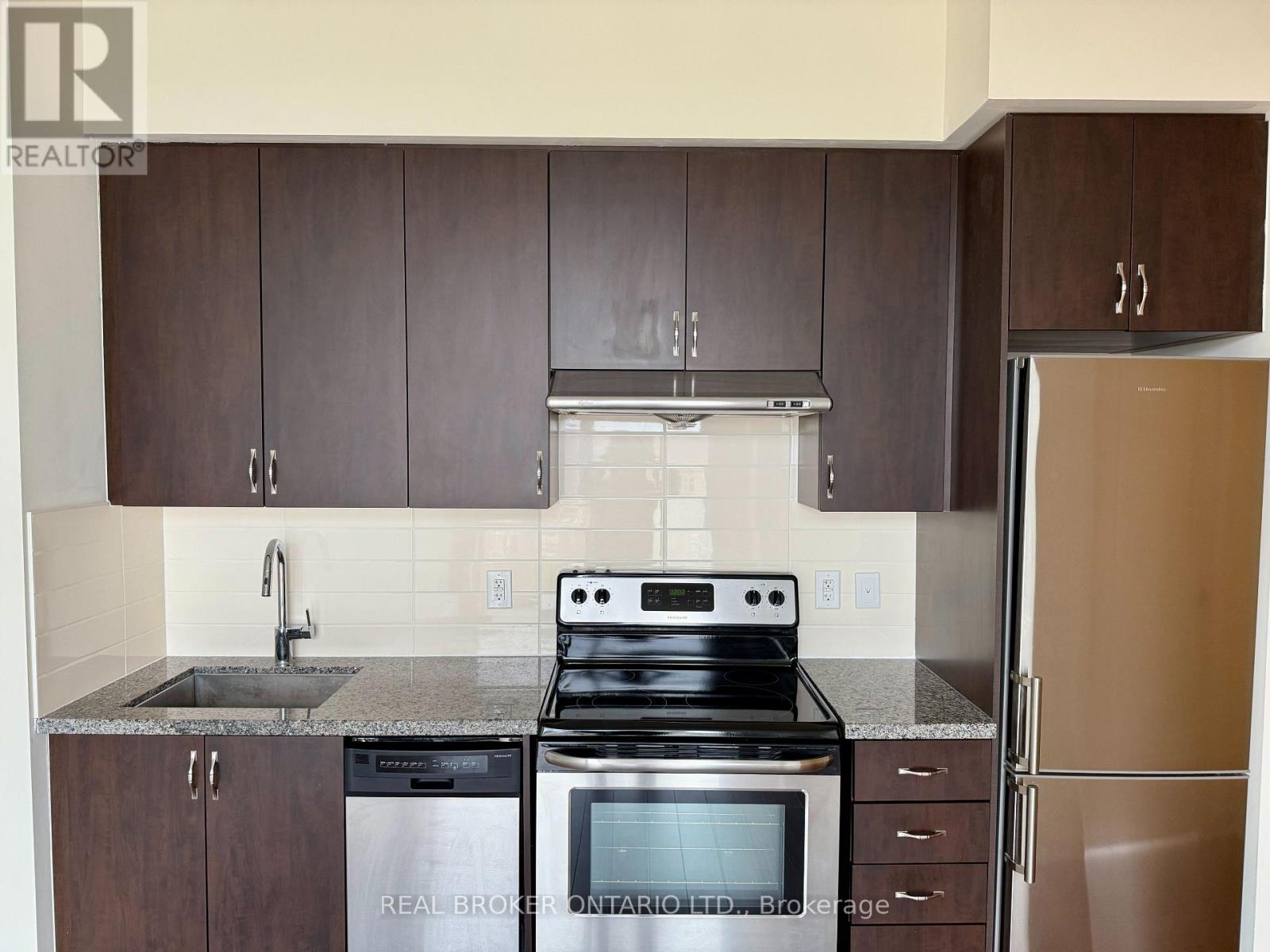 716 - 8763 Bayview Avenue, Richmond Hill, Ontario  L4B 3V1 - Photo 13 - N12464237