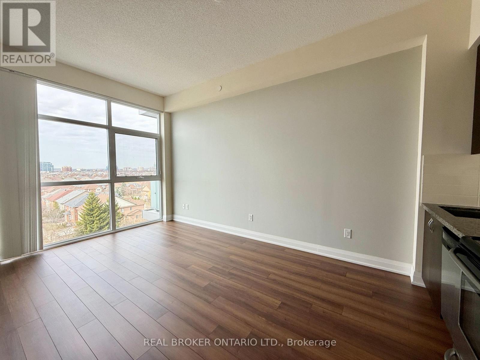716 - 8763 Bayview Avenue, Richmond Hill, Ontario  L4B 3V1 - Photo 2 - N12464237
