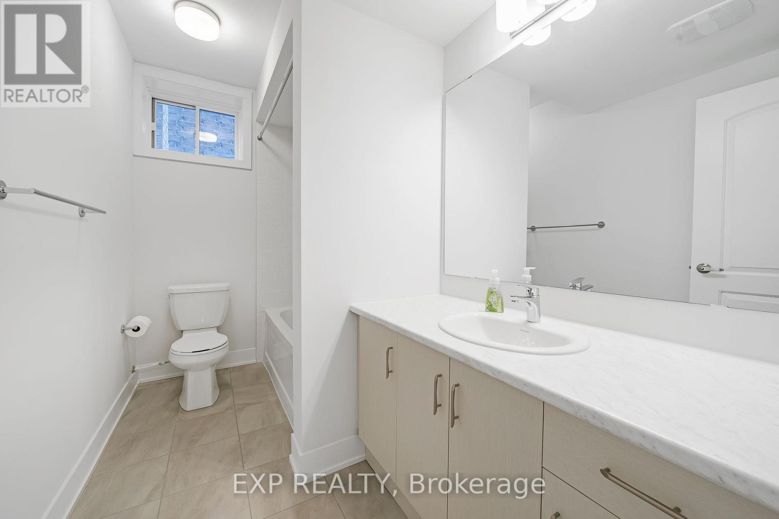 Bsmt - 24 Sikura Circle, Aurora, Ontario  L4G 3Y8 - Photo 11 - N12464273