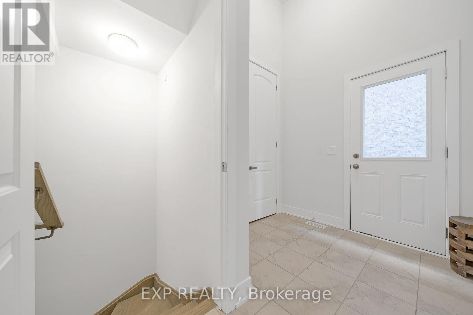 Bsmt - 24 Sikura Circle, Aurora, Ontario  L4G 3Y8 - Photo 5 - N12464273
