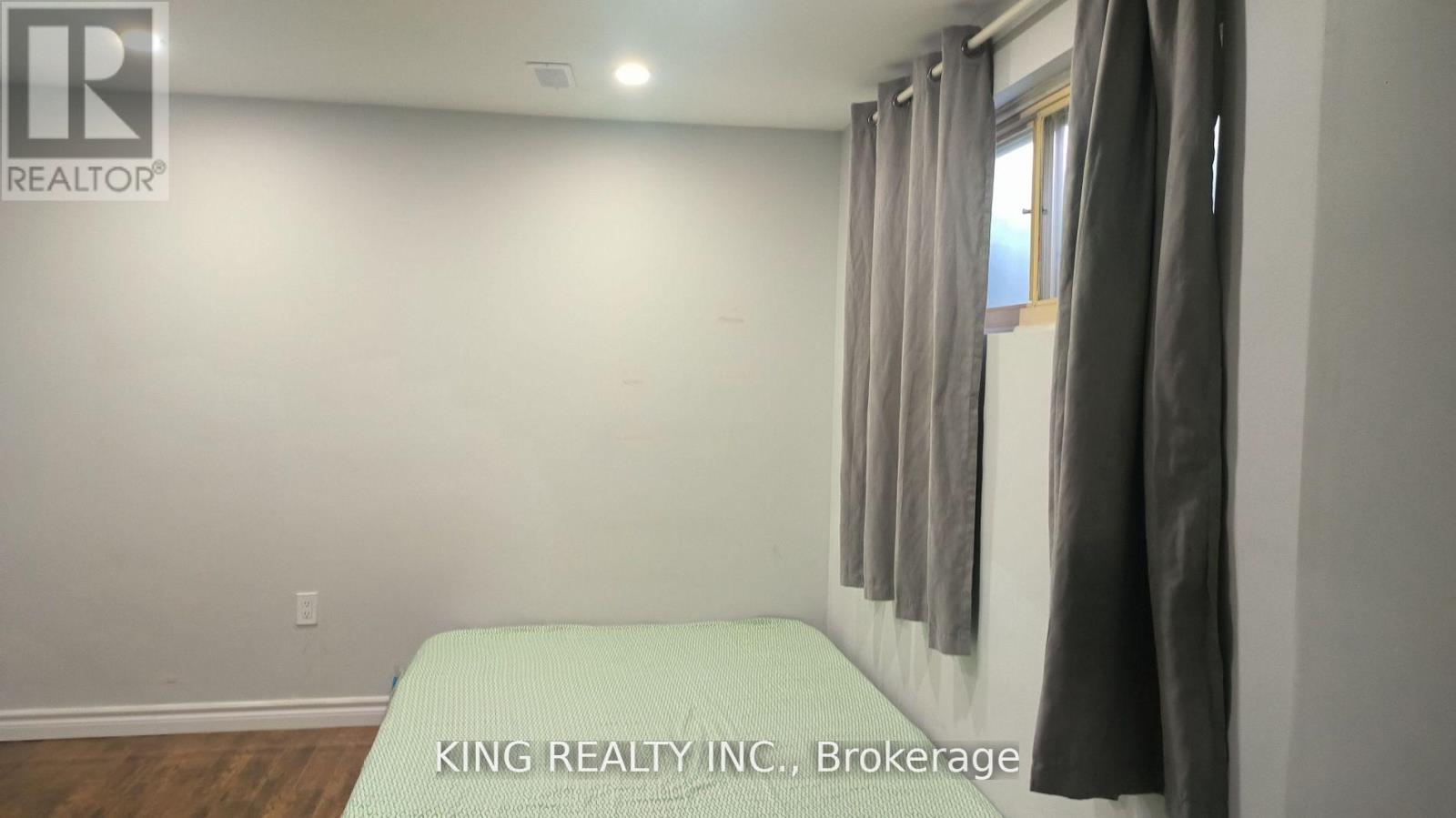 13 Fairfield Avenue, Brampton, Ontario  L6X 2H9 - Photo 20 - W12464239