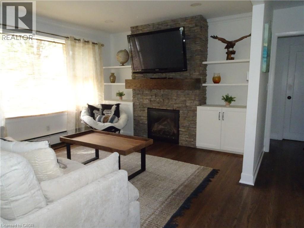 Photo 10 of 22 for 37 Arnella Crescent