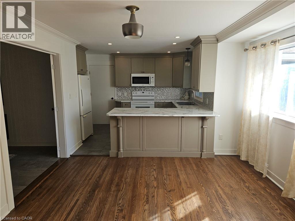 Photo 12 of 22 for 37 Arnella Crescent