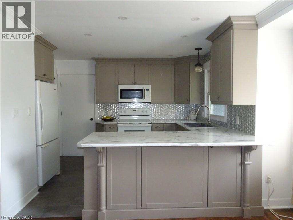 Photo 5 of 22 for 37 Arnella Crescent