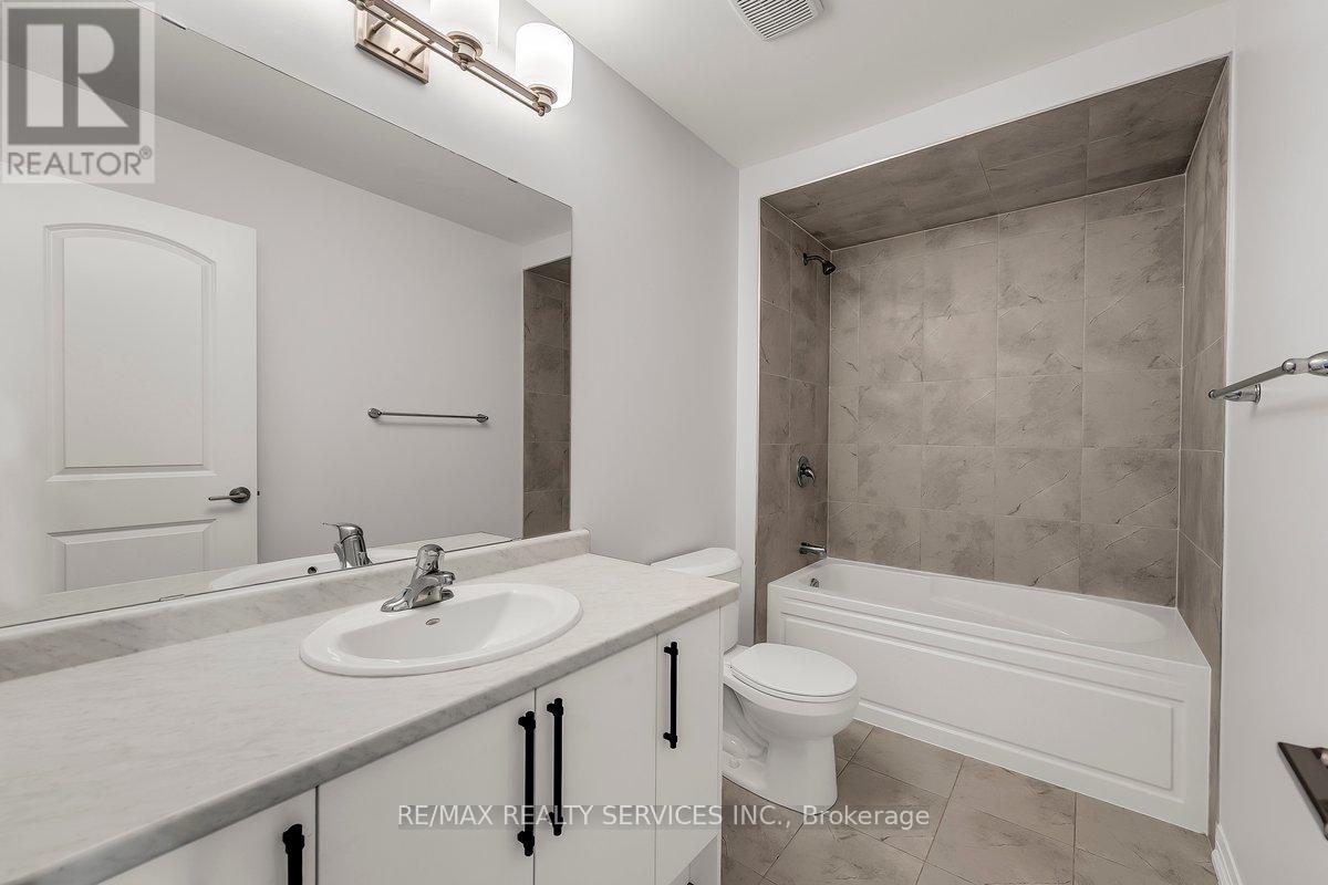 76 Hitchman Street, Brant, Ontario  N3L 0M1 - Photo 31 - X12464248