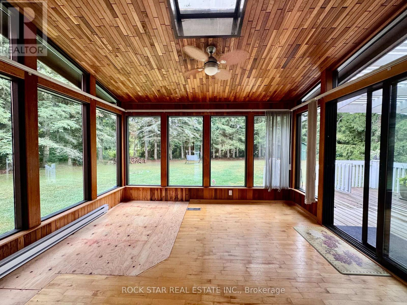 8 Pine River Crescent, Mulmur, Ontario  L9V 3H2 - Photo 17 - X12464252