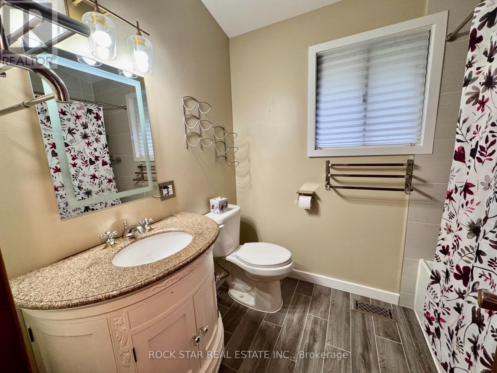 8 Pine River Crescent, Mulmur, Ontario  L9V 3H2 - Photo 26 - X12464252