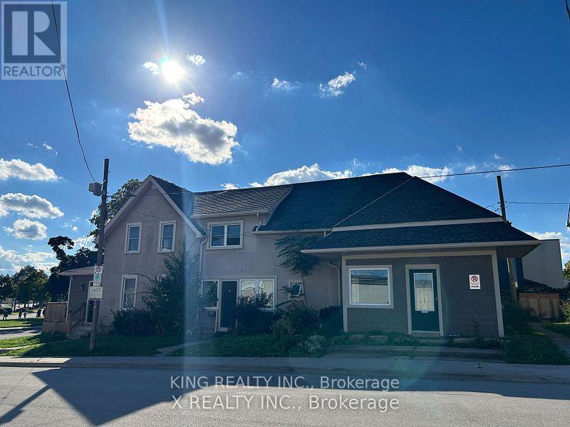 4729 Queen Street, Niagara Falls, Ontario  L2E 2M1 - Photo 2 - X12464276