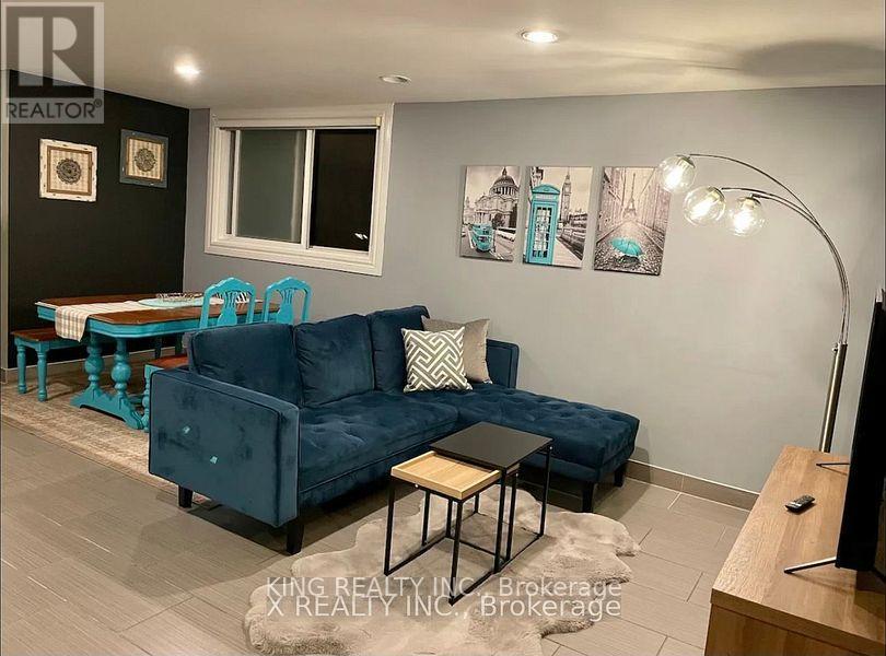 4729 Queen Street, Niagara Falls, Ontario  L2E 2M1 - Photo 25 - X12464276