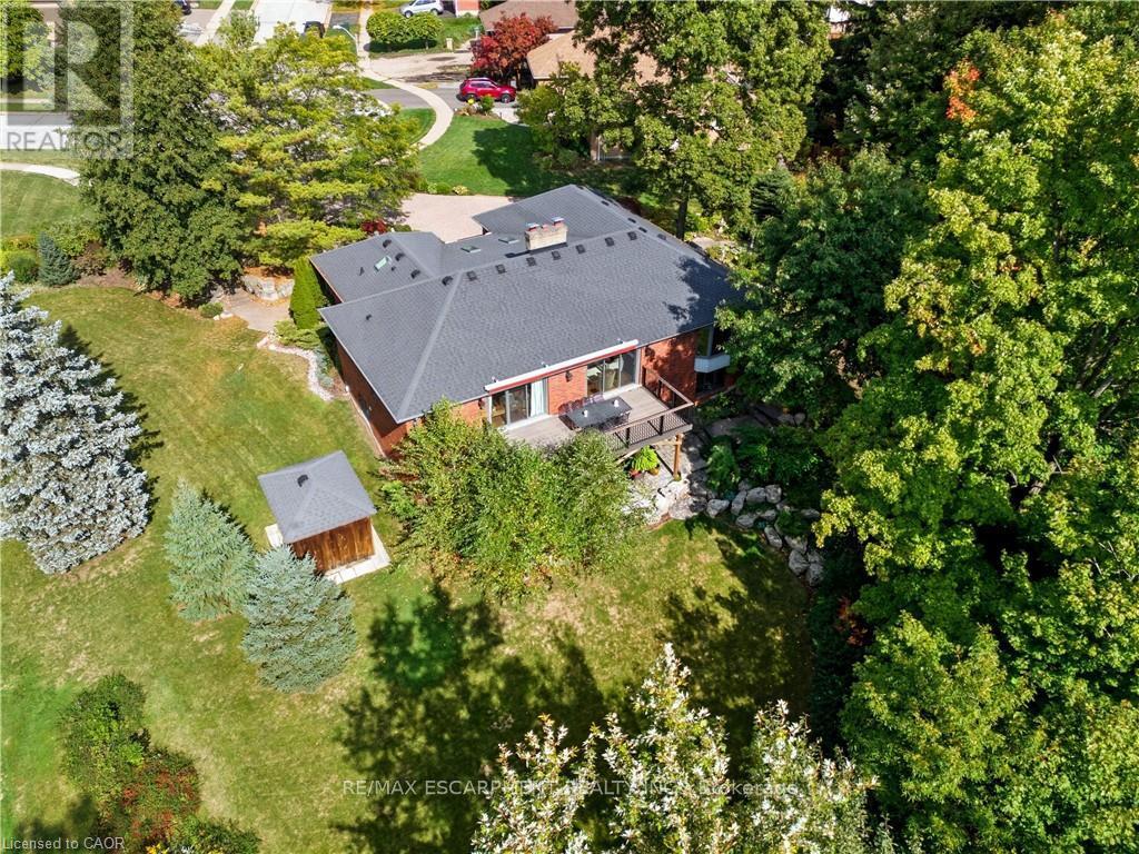 9 Mays Crescent, Hamilton, Ontario  L8B 0G4 - Photo 50 - X12464278