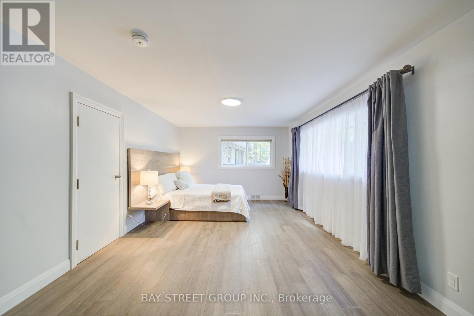 14874 Niagara River Parkway, Niagara-On-The-Lake, Ontario  L0S 1J0 - Photo 26 - X12464288