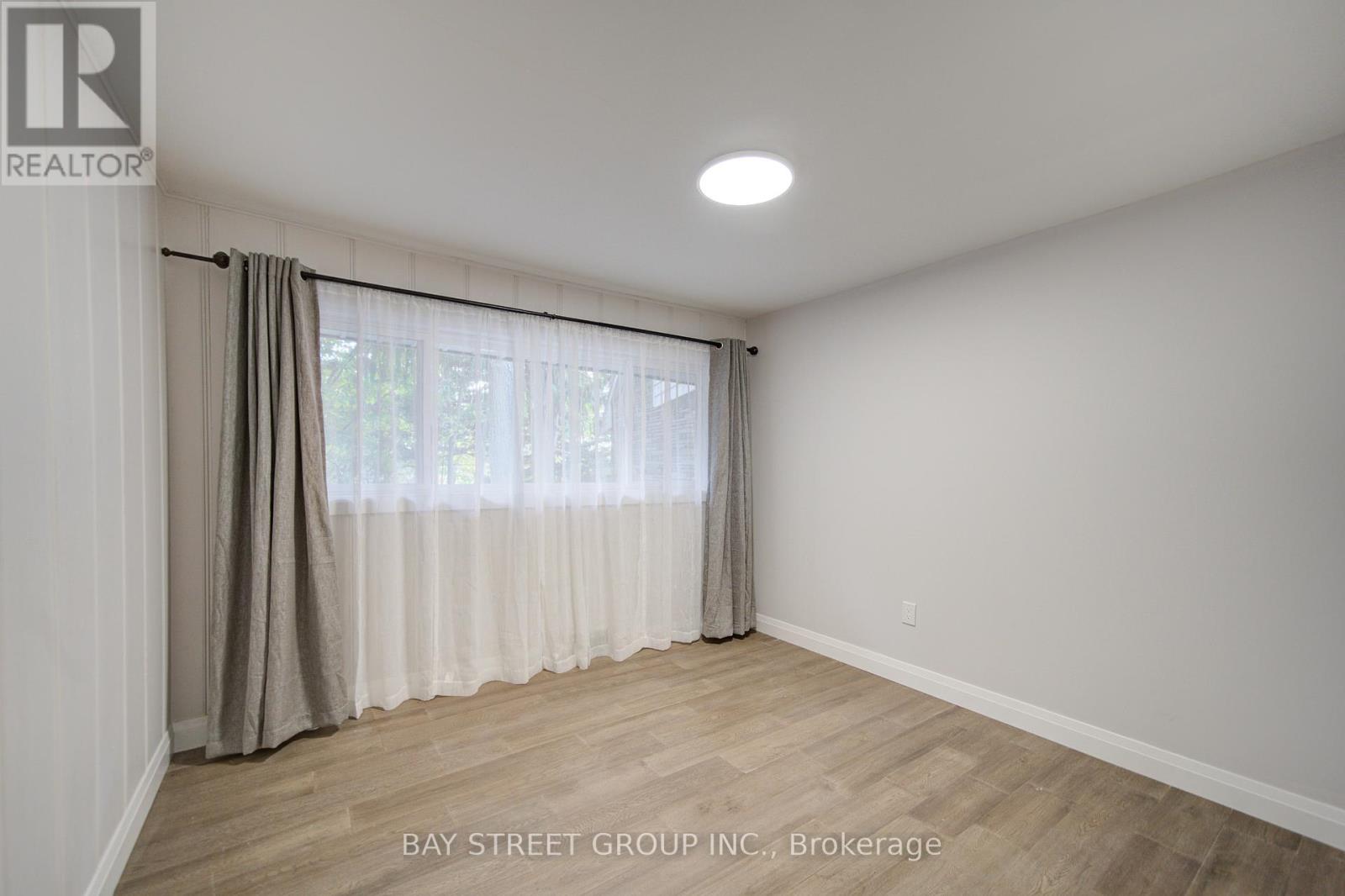 14874 Niagara River Parkway, Niagara-On-The-Lake, Ontario  L0S 1J0 - Photo 33 - X12464288