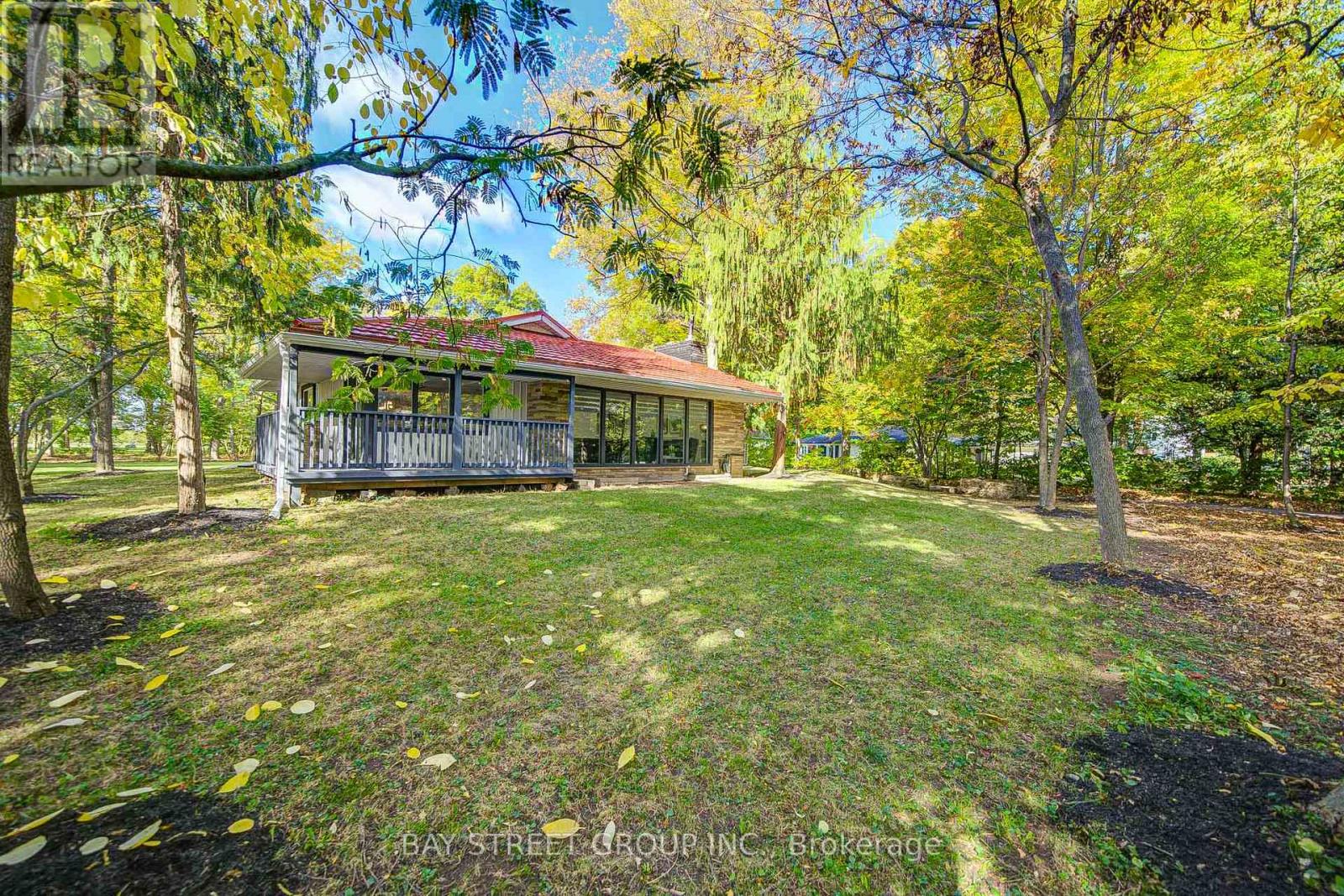 14874 Niagara River Parkway, Niagara-On-The-Lake, Ontario  L0S 1J0 - Photo 5 - X12464288