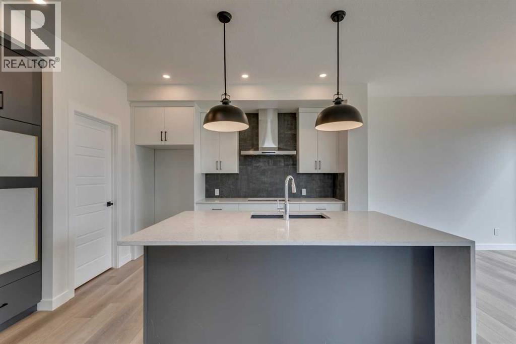 51 Versant Way Sw, Calgary, Alberta  T2Y 0Y9 - Photo 10 - A2264757