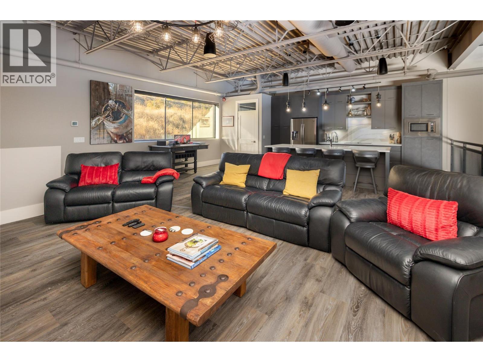 2110 Matrix Crescent Unit# 7, Kelowna, British Columbia  V1V 0C1 - Photo 10 - 10365277