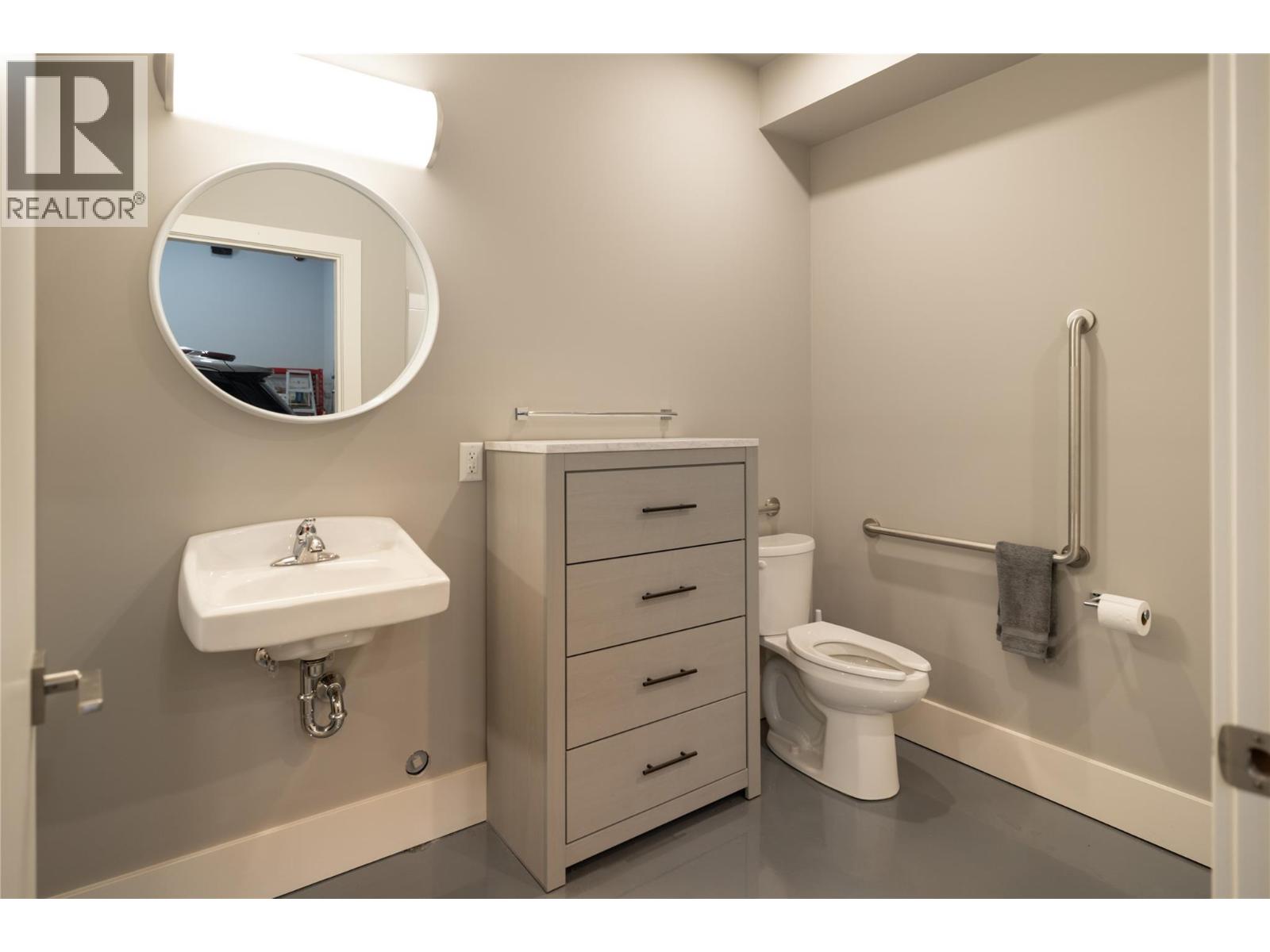 2110 Matrix Crescent Unit# 7, Kelowna, British Columbia  V1V 0C1 - Photo 16 - 10365277