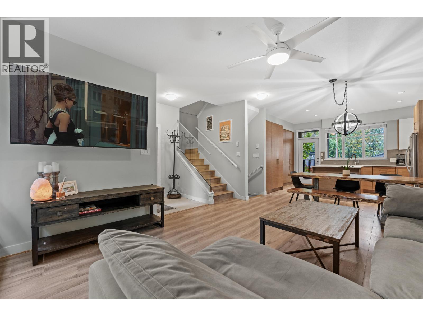 207 2135 Heritage Park Lane, North Vancouver, British Columbia  V7H 0B6 - Photo 14 - R3058869