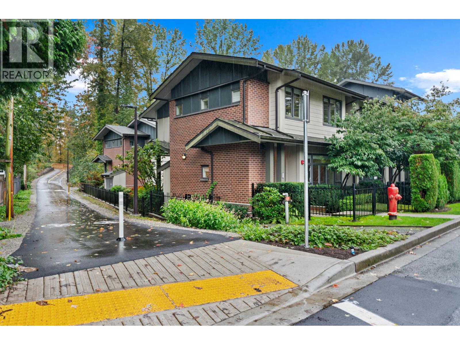 207 2135 Heritage Park Lane, North Vancouver, British Columbia  V7H 0B6 - Photo 32 - R3058869