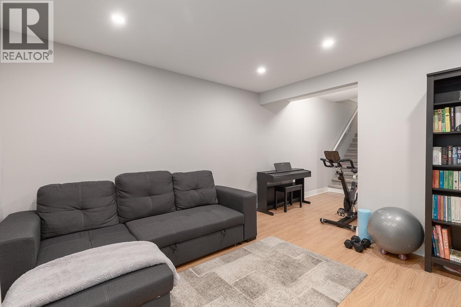 63 3939 Indian River Drive, North Vancouver, British Columbia  V7G 2P6 - Photo 33 - R3058873