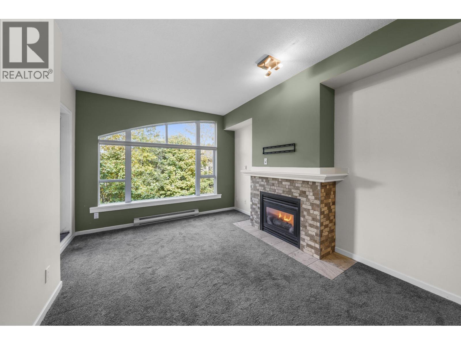 508 3600 Windcrest Drive, North Vancouver, British Columbia  V7G 2S5 - Photo 3 - R3058883
