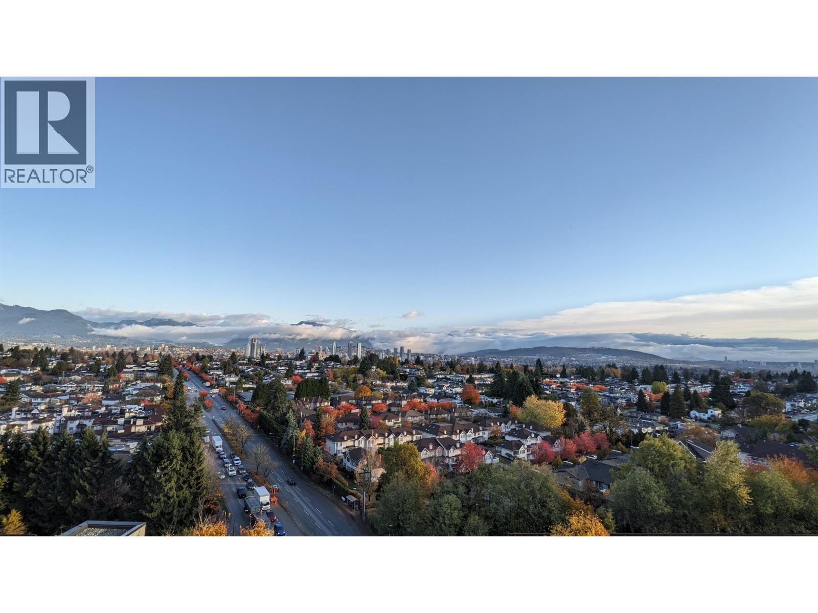 1703 5515 Boundary Road, Vancouver, British Columbia  V5R 0E5 - Photo 1 - R3058896
