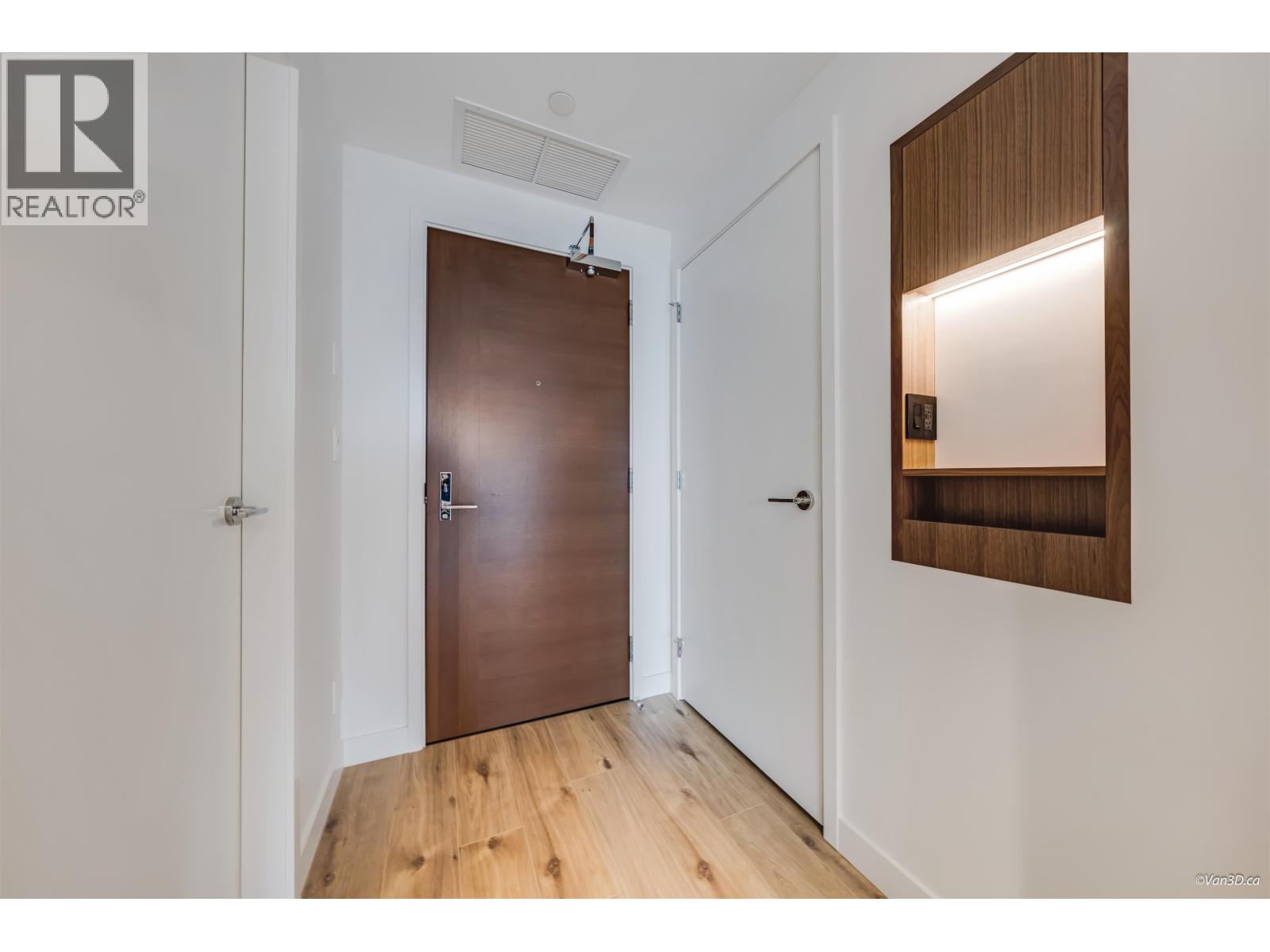 1303 720 Farrow Street, Coquitlam, British Columbia  V3J 3S5 - Photo 13 - R3058909