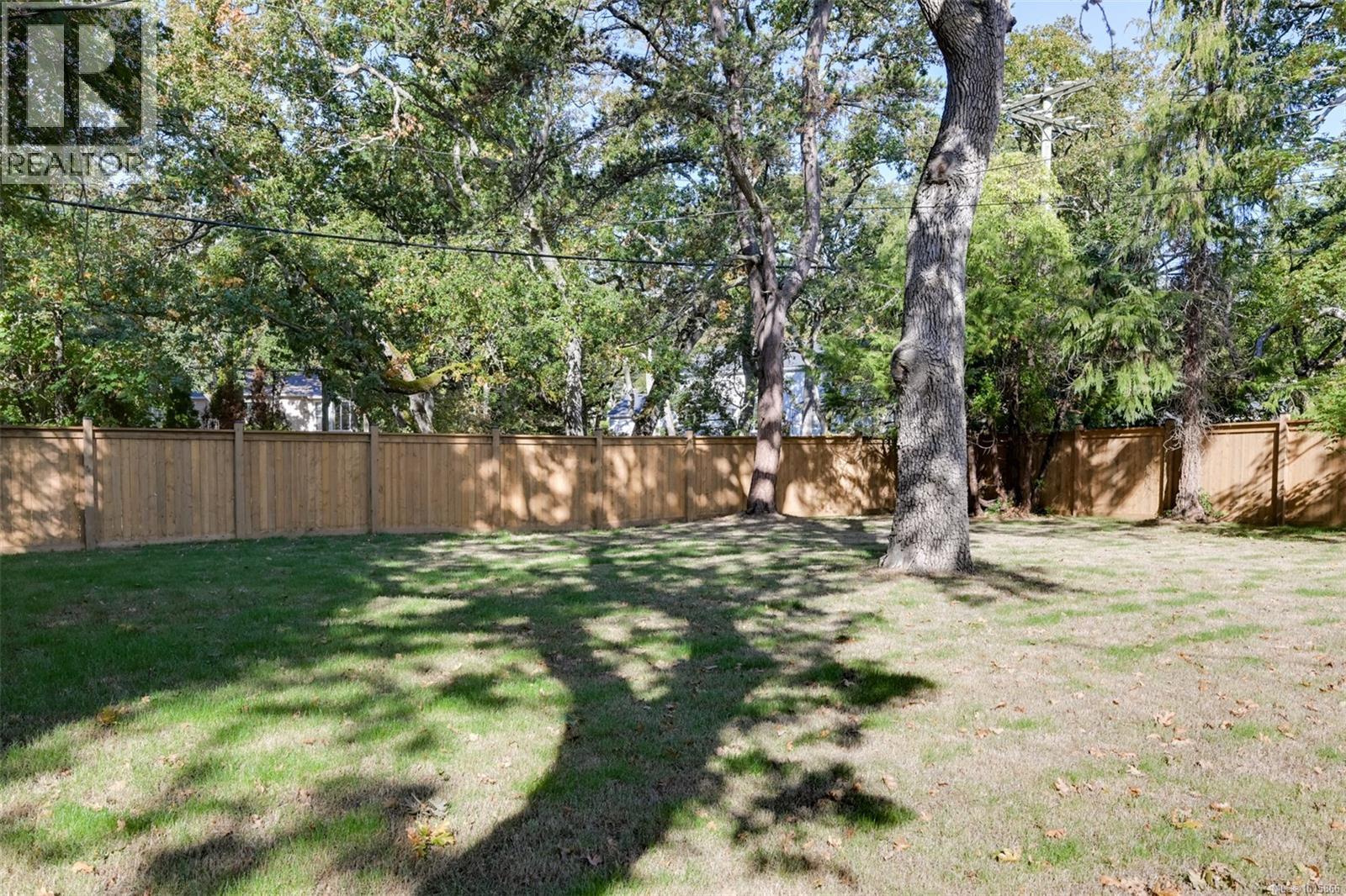 3160 Midland Rd, Oak Bay, British Columbia  V8R 6E9 - Photo 41 - 1015866