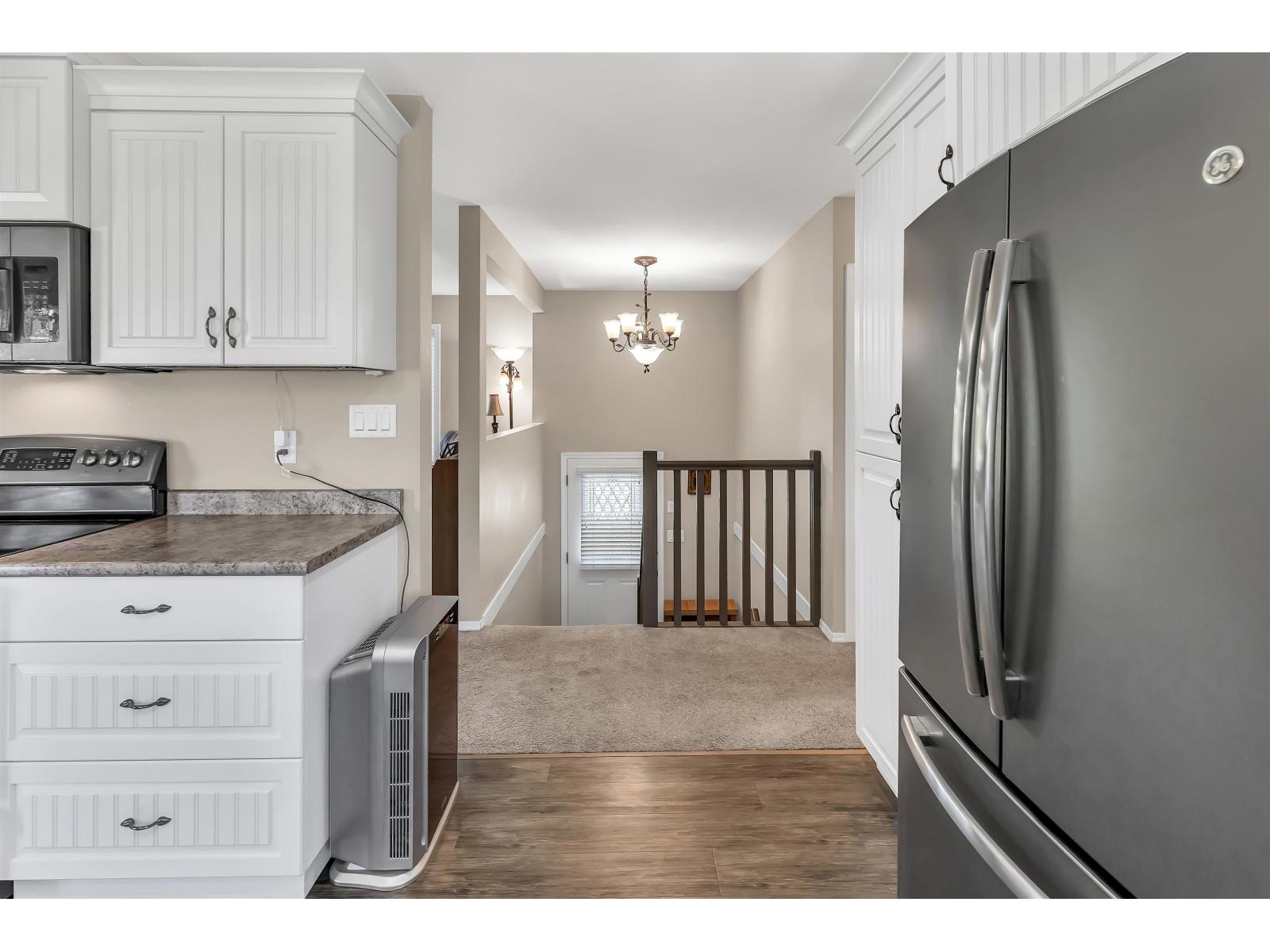 8775 Vicars Street, Chilliwack Proper West, Chilliwack, British Columbia  V2P 6V9 - Photo 9 - R3058377