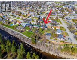 811 Tamarack Drive, kelowna, British Columbia
