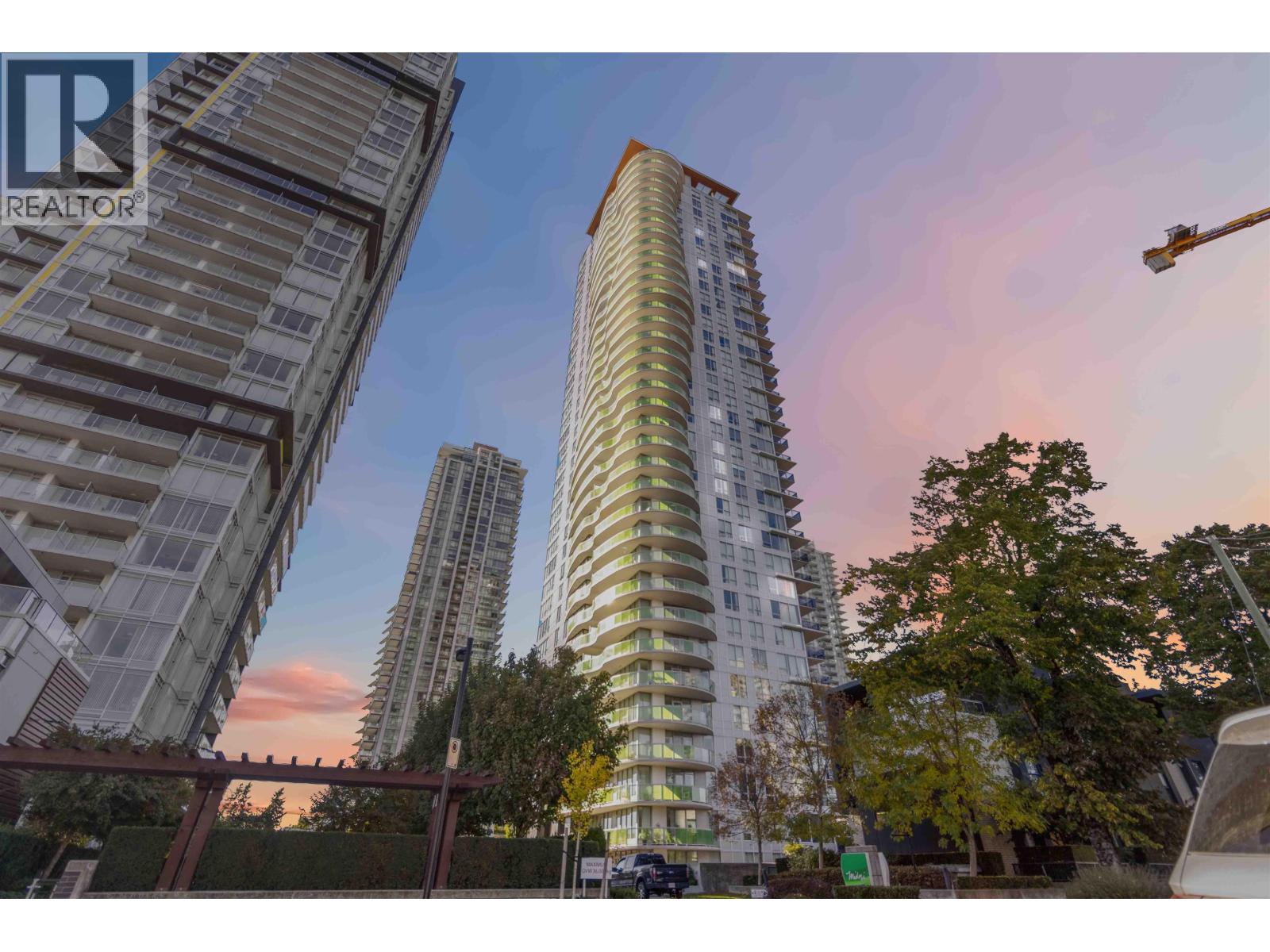 608 6638 Dunblane Avenue, Burnaby, British Columbia  V5H 0G8 - Photo 1 - R3058783