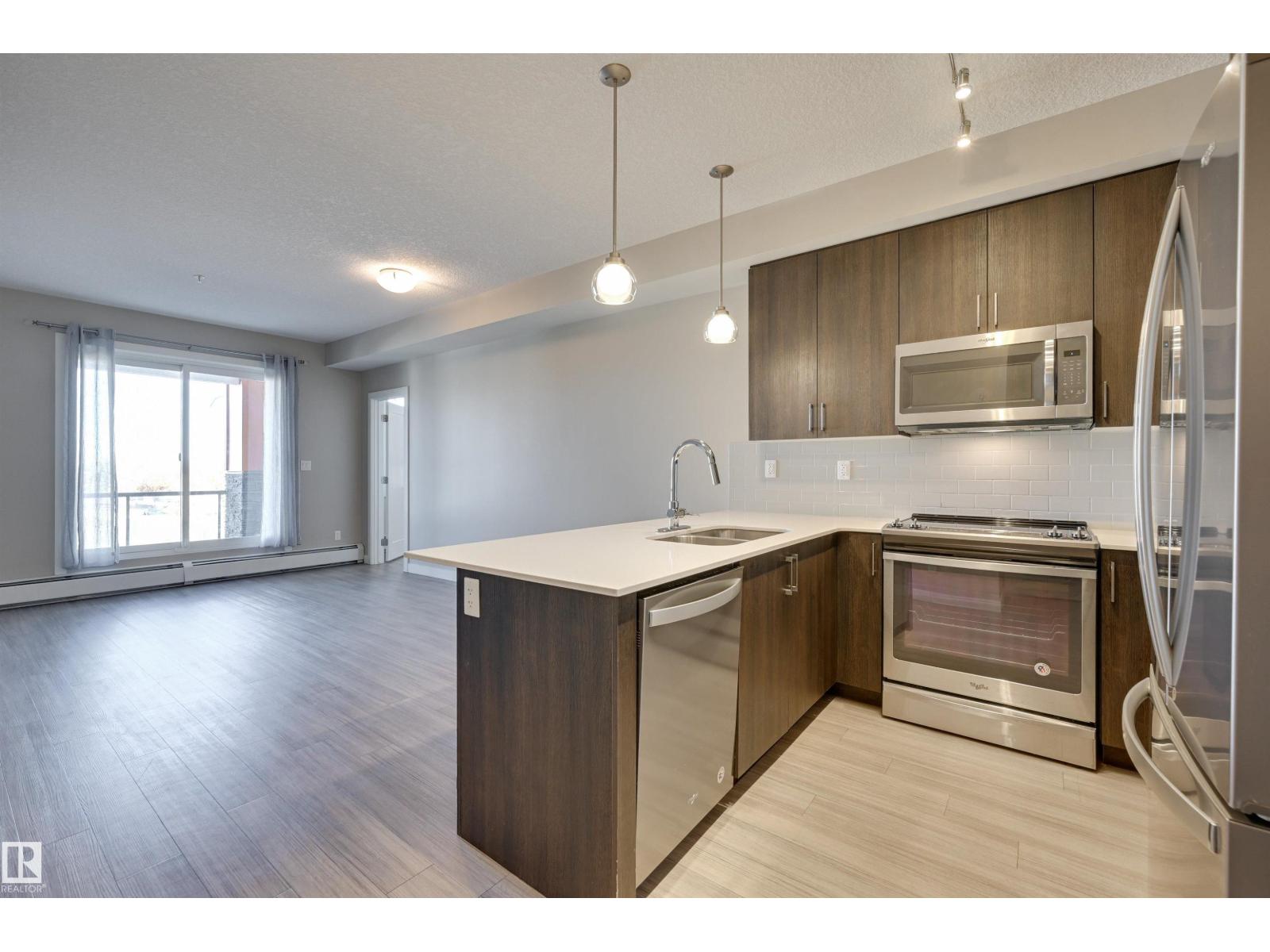 #301 17 Columbia Avenue, Devon, Alberta  T9G 1Y7 - Photo 2 - E4462207