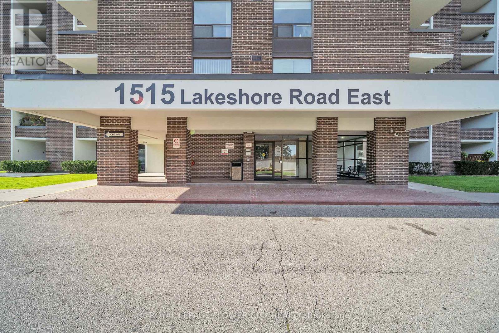 602 - 1515 Lakeshore Road E, Mississauga, Ontario  L5E 3E3 - Photo 10 - W12463702