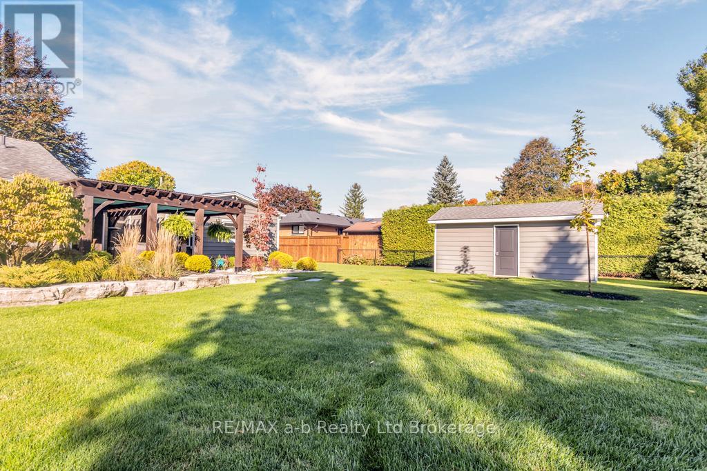 16 Charlotte Avenue, Tillsonburg, Ontario  N4G 4C2 - Photo 33 - X12464352