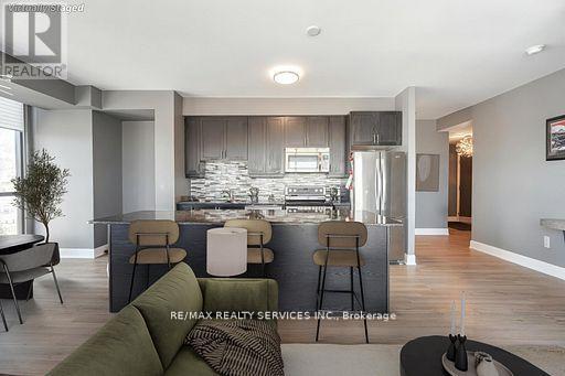 2902 - 2900 Highway 7 Road, Vaughan, Ontario  L4K 0G3 - Photo 9 - N12464314