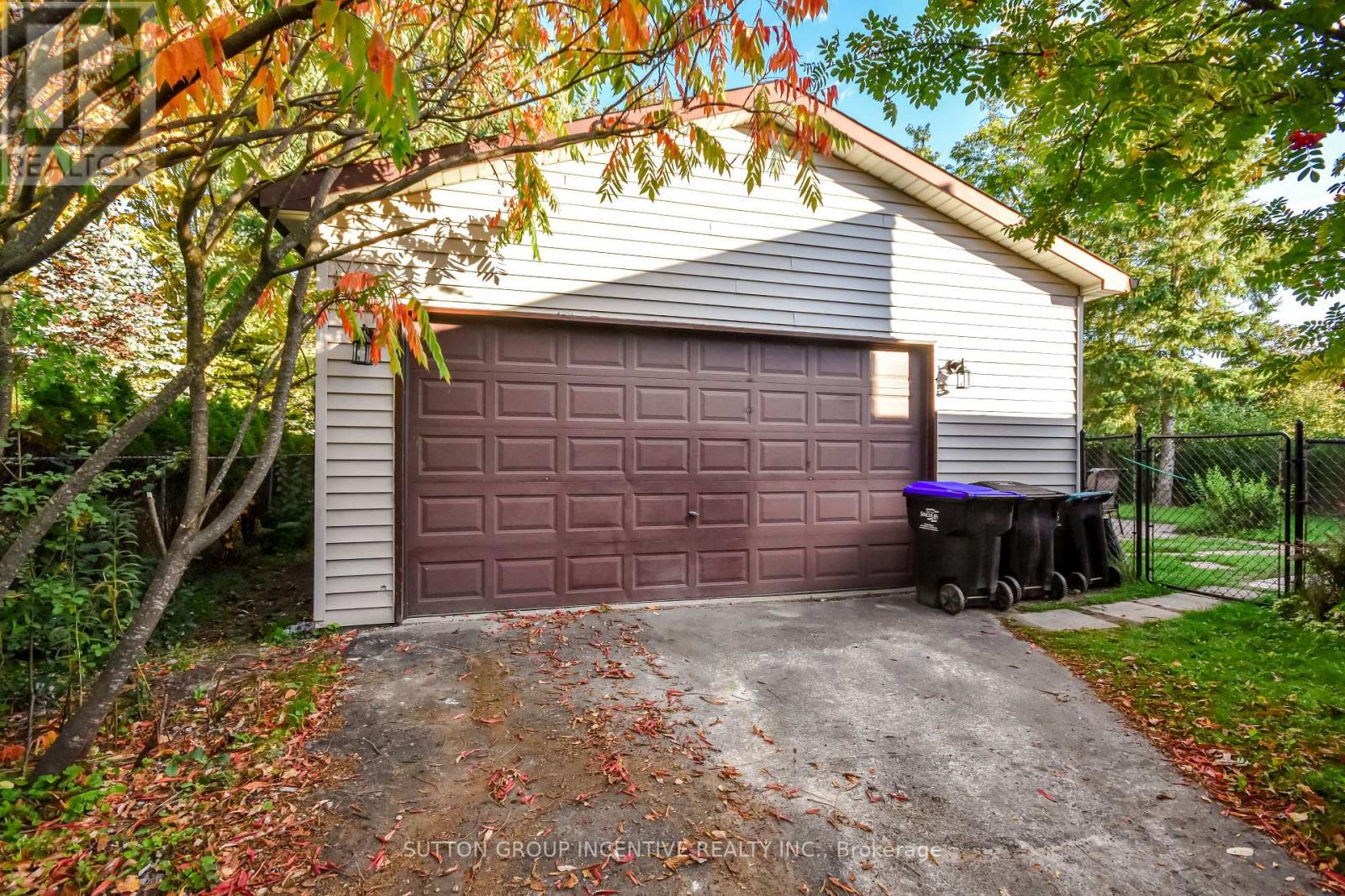 2276 Scythes Street, Innisfil, Ontario  L9S 1G8 - Photo 3 - N12464318