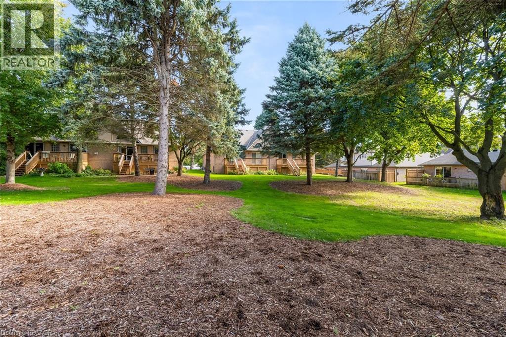 286 Hamilton Drive Unit# 14, Ancaster, Ontario  L9G 4W6 - Photo 33 - 40779493