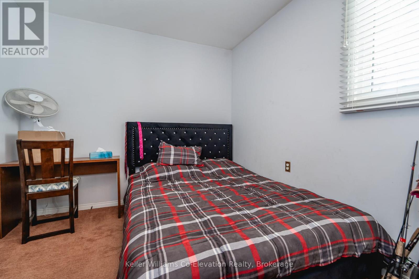 137 Oliver Drive, Tiny, Ontario  L0L 2J0 - Photo 13 - S12464361