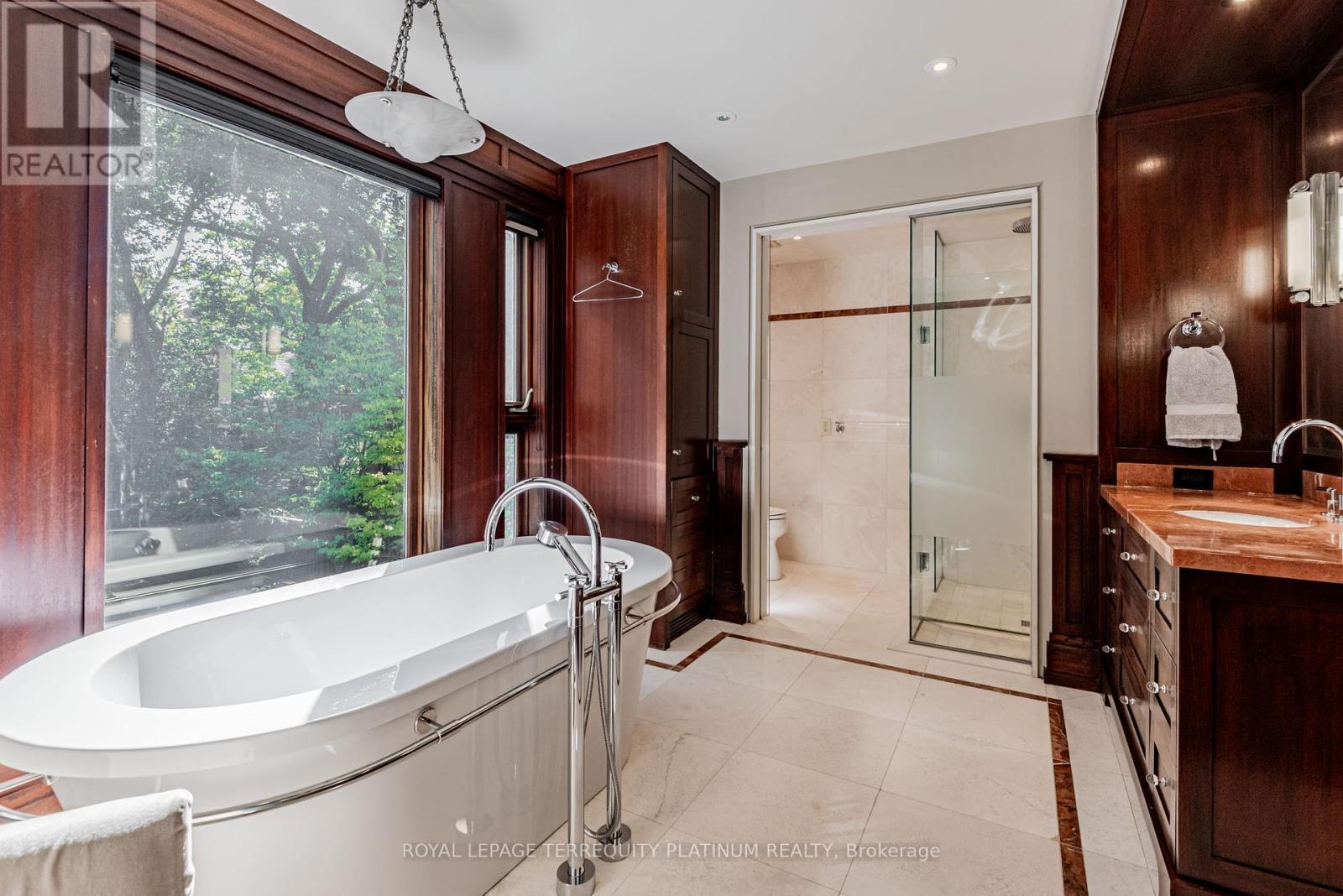 177 Roxborough Drive, Toronto, Ontario  M4W 1X7 - Photo 26 - C12464026