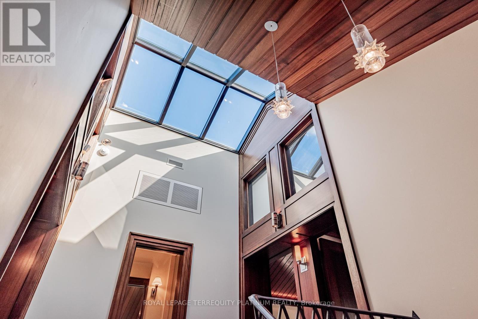 177 Roxborough Drive, Toronto, Ontario  M4W 1X7 - Photo 29 - C12464026