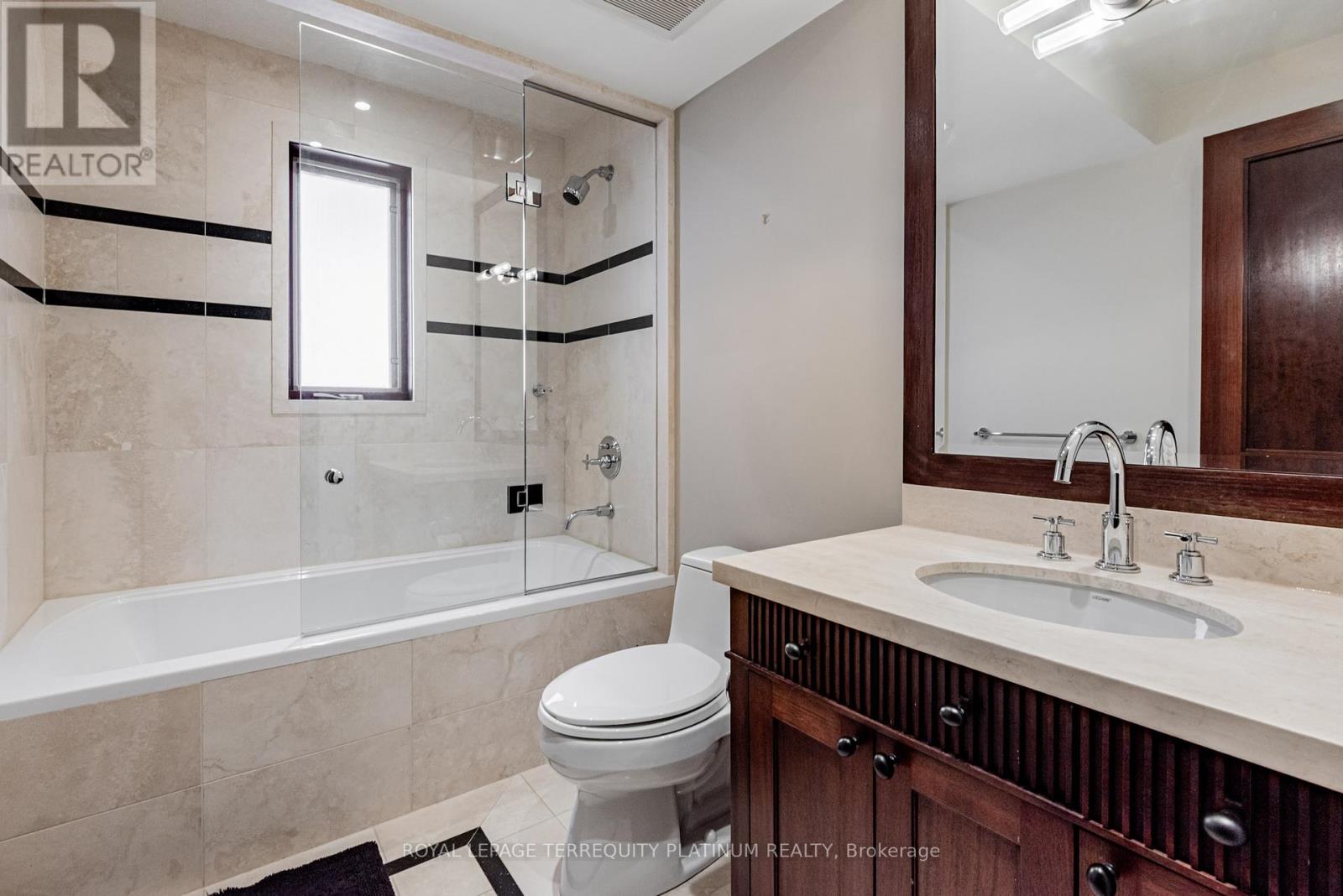 177 Roxborough Drive, Toronto, Ontario  M4W 1X7 - Photo 28 - C12464026