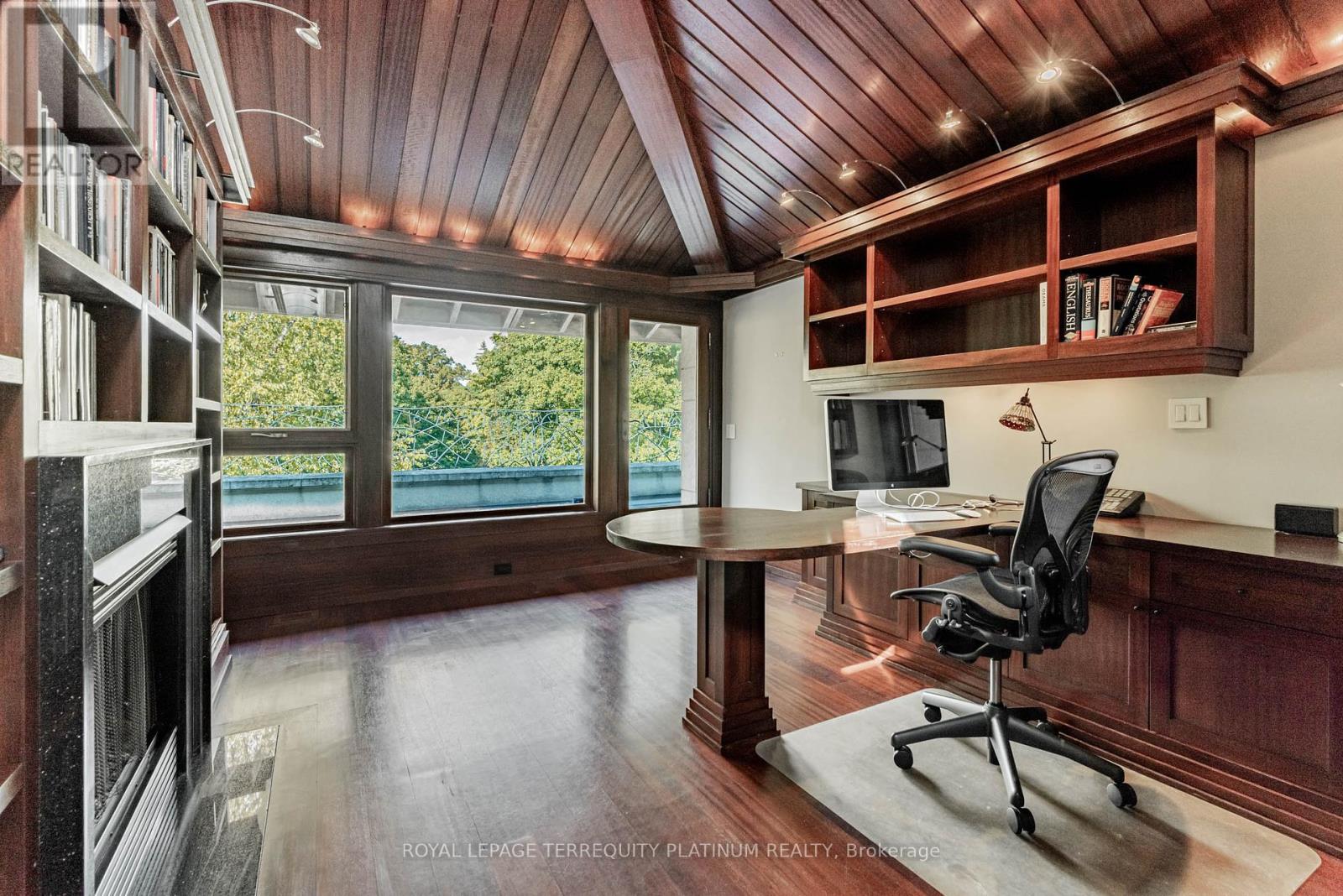 177 Roxborough Drive, Toronto, Ontario  M4W 1X7 - Photo 31 - C12464026