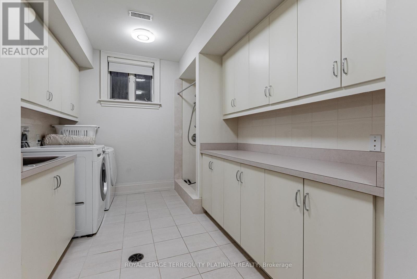 177 Roxborough Drive, Toronto, Ontario  M4W 1X7 - Photo 41 - C12464026