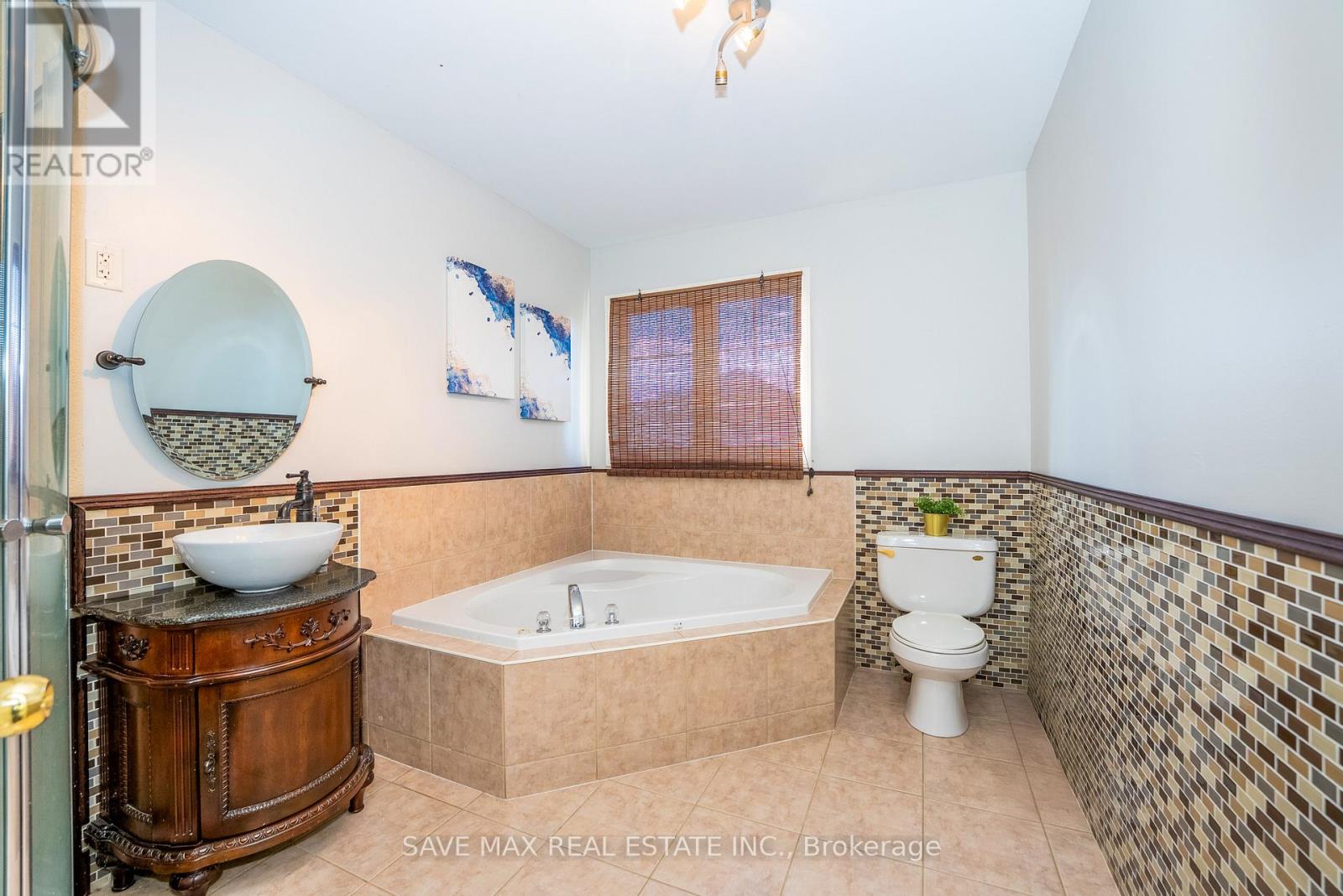 87 Luella Crescent, Brampton, Ontario  L7A 3H5 - Photo 23 - W12463788