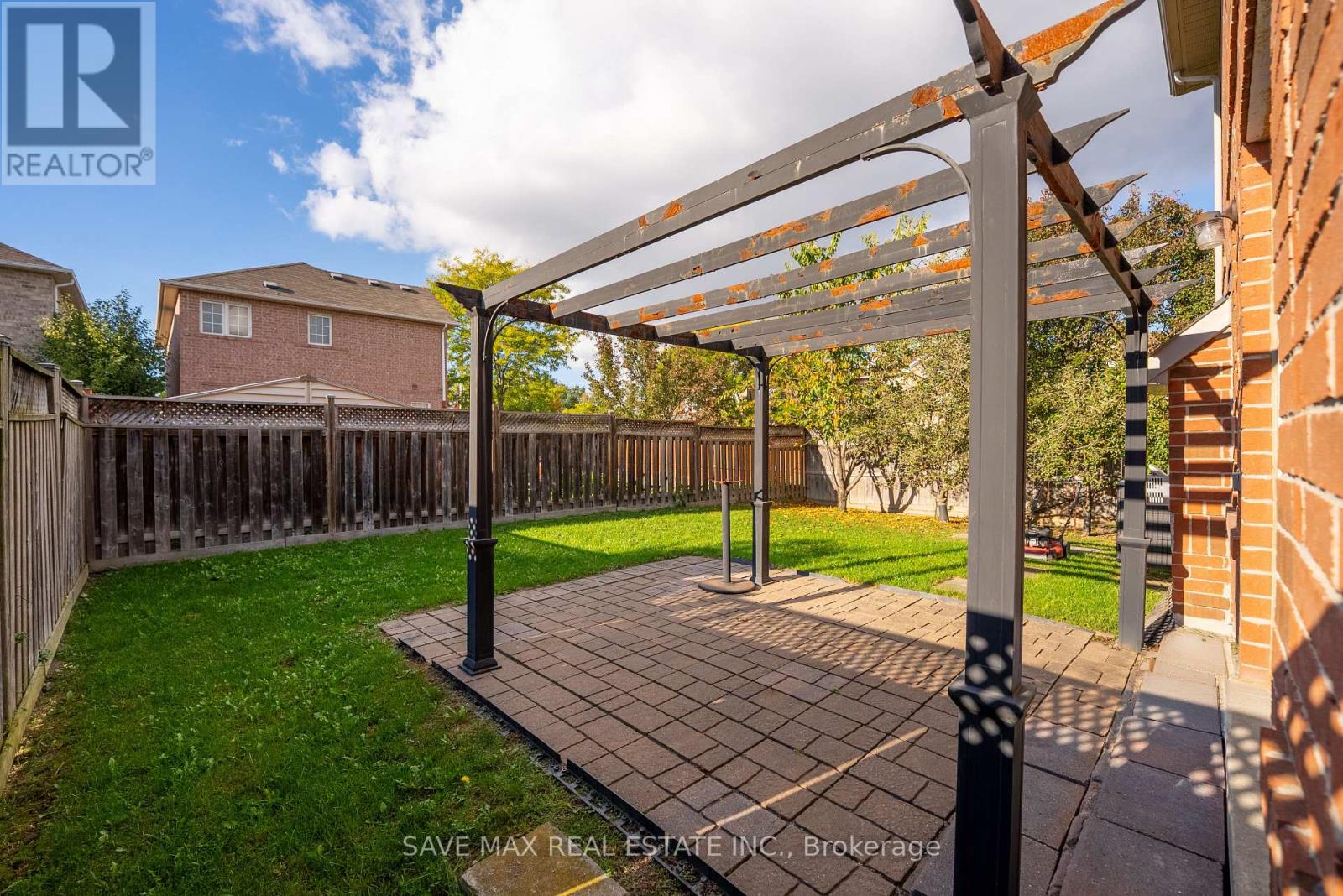 87 Luella Crescent, Brampton, Ontario  L7A 3H5 - Photo 35 - W12463788