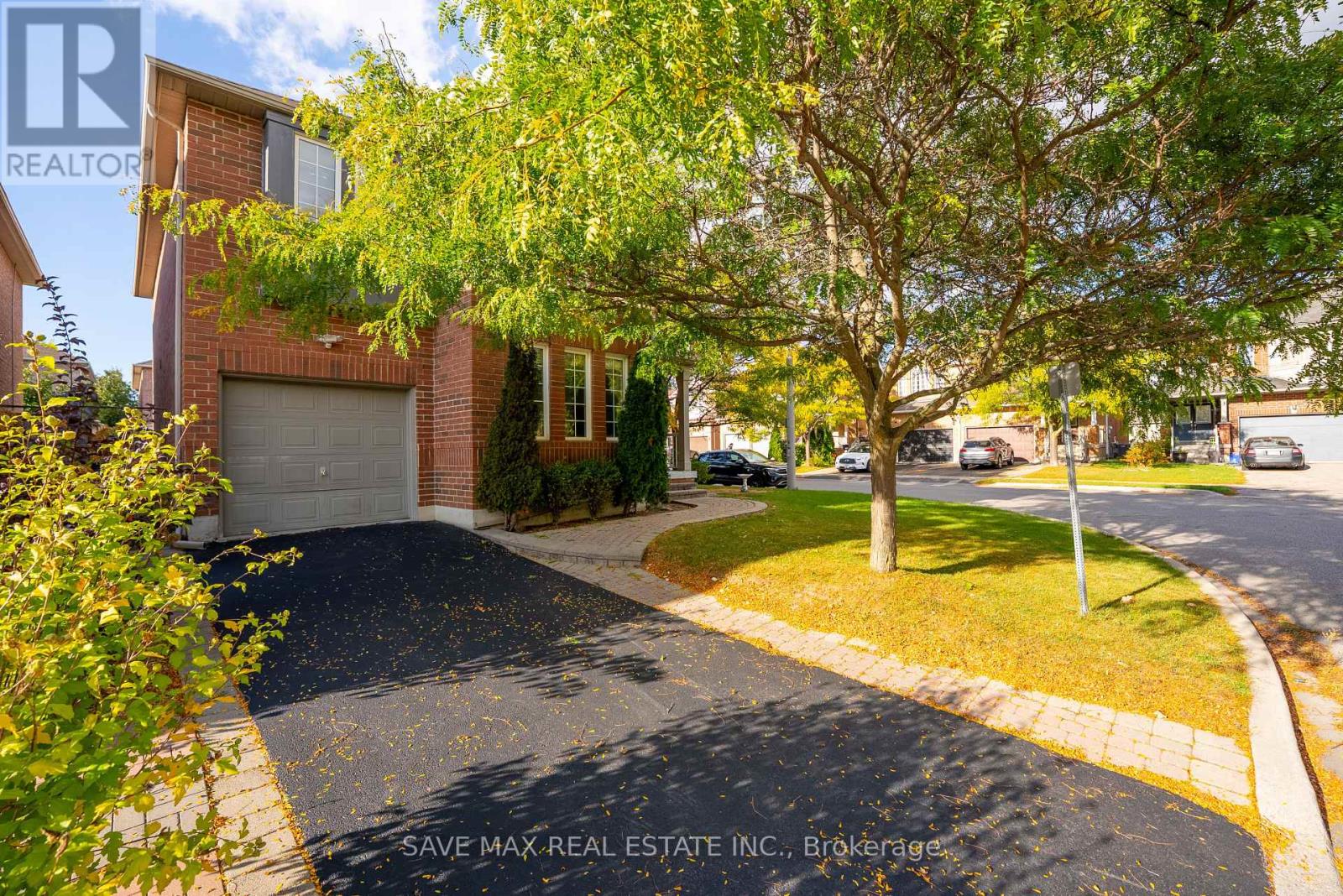 87 Luella Crescent, Brampton, Ontario  L7A 3H5 - Photo 3 - W12463788