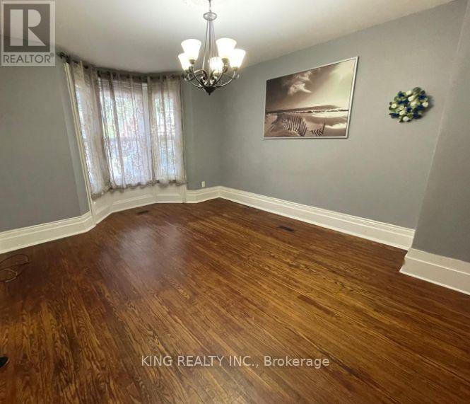 24 English Street, Brampton, Ontario  L6X 1L6 - Photo 4 - W12464294