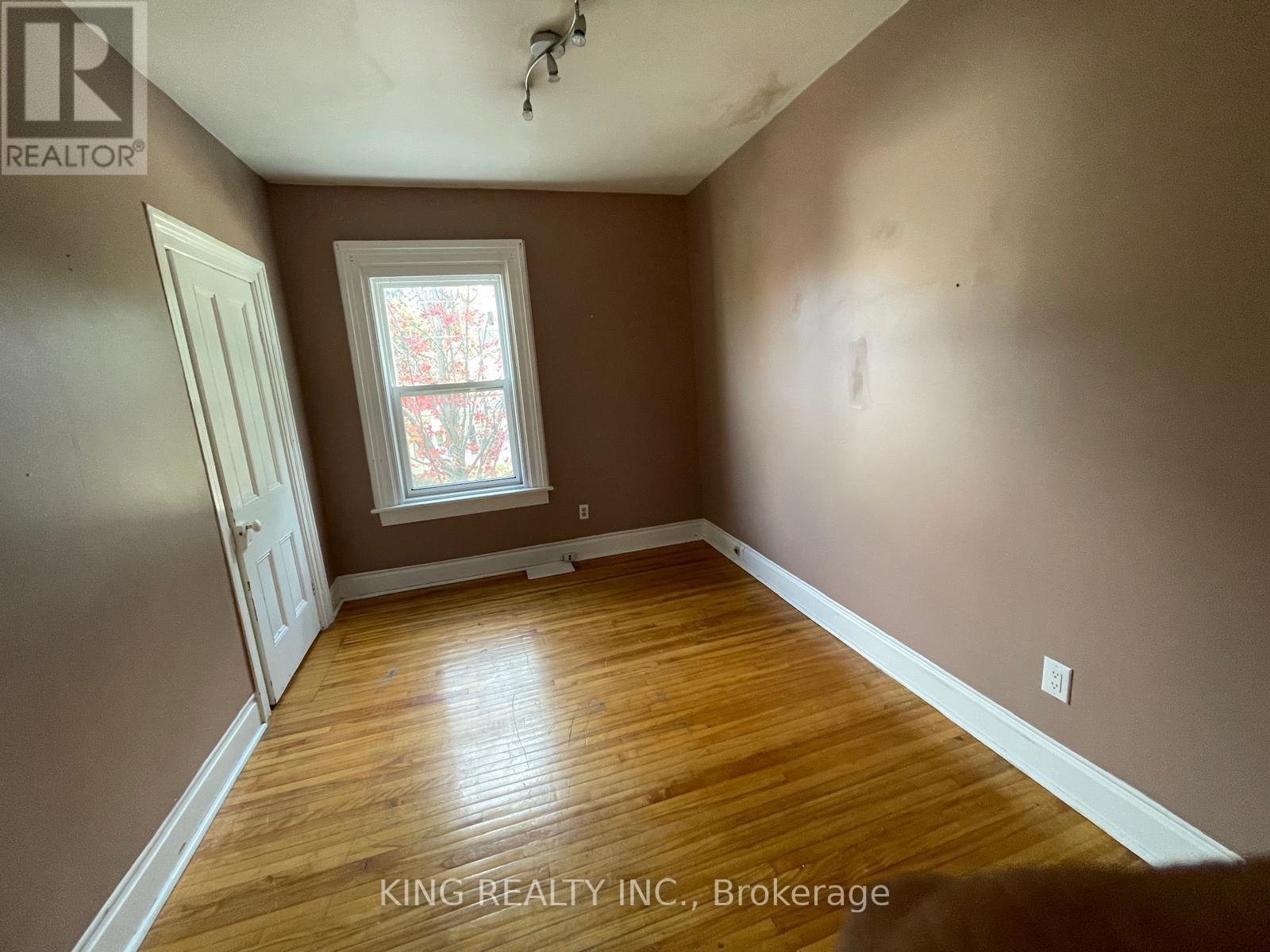 24 English Street, Brampton, Ontario  L6X 1L6 - Photo 7 - W12464294